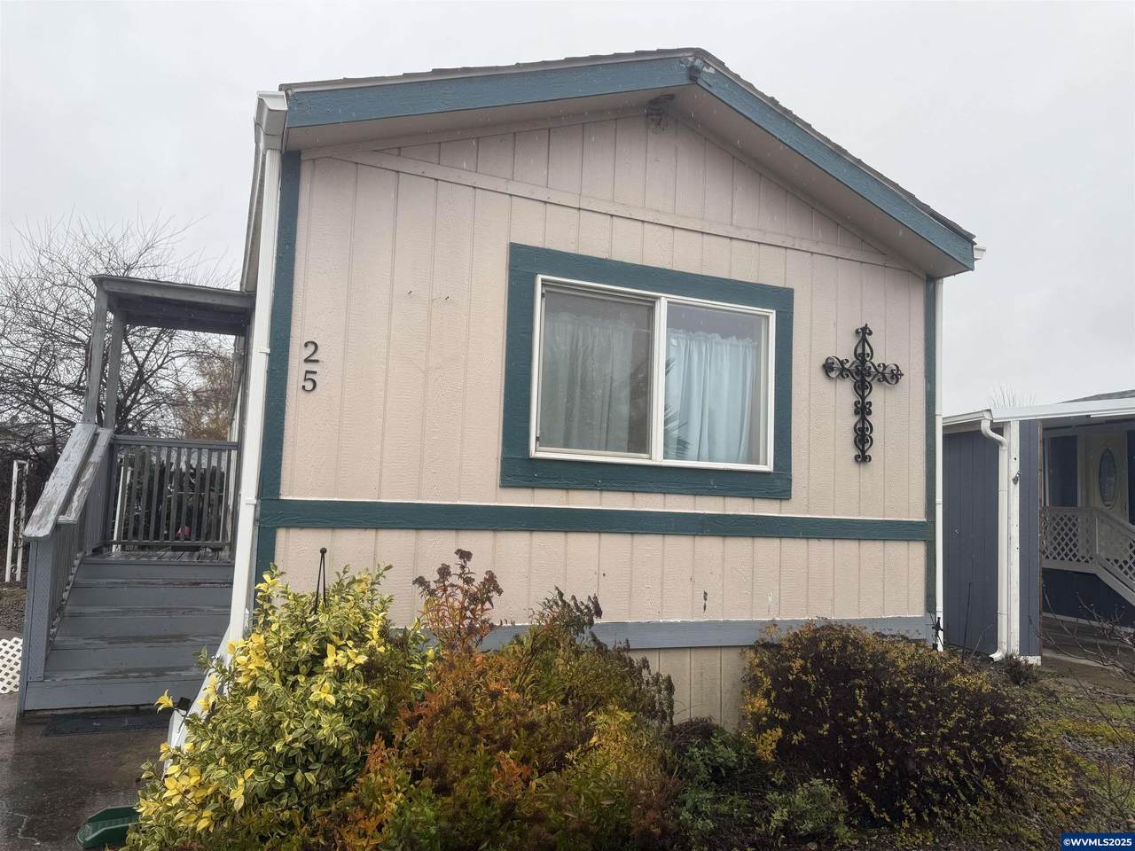 612 Cascade (#25) - Photo 1