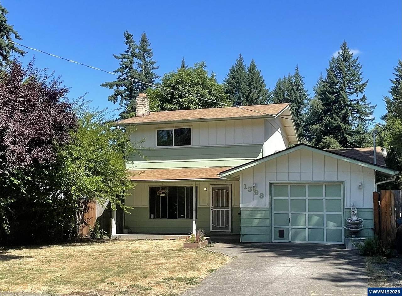 1398 Poplar St - Photo 1