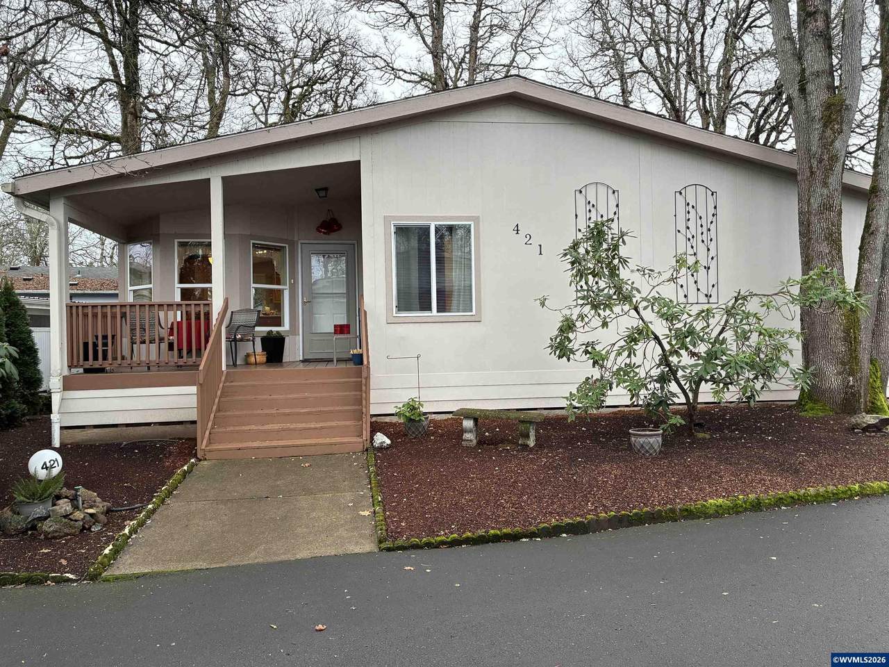 3100 Turner (#421) - Photo 1