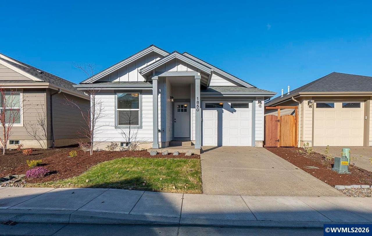 1850 Mulberry Av - Photo 1