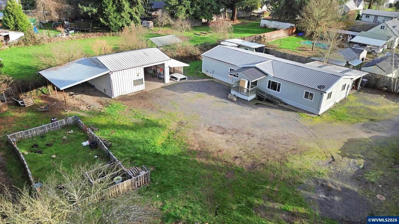 3372 Long St - Photo 1