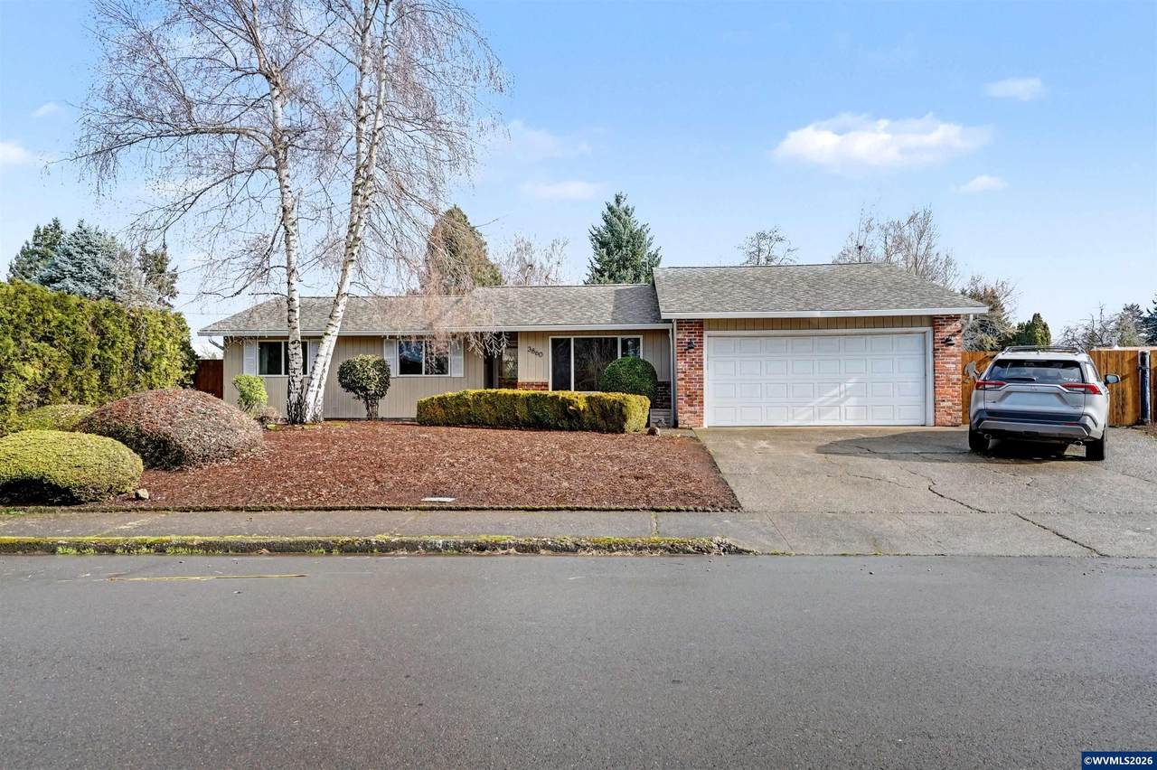 3860 Brooks Av - Photo 1