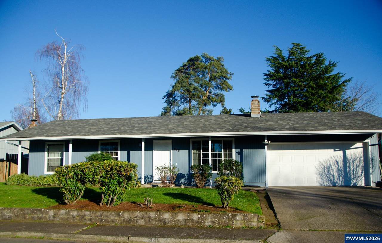 448 Twilight Ct - Photo 1