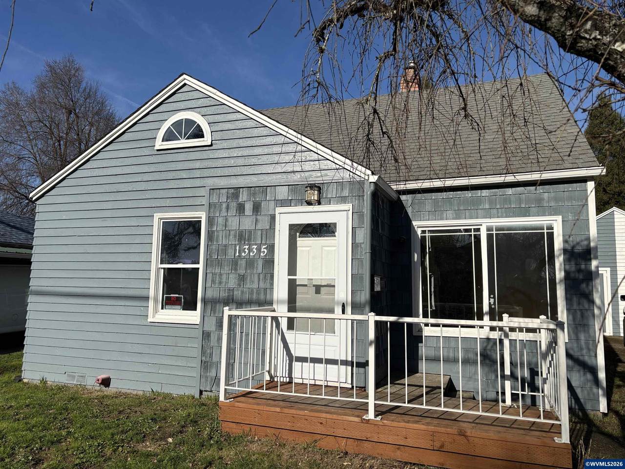 1335 Lee St - Photo 1