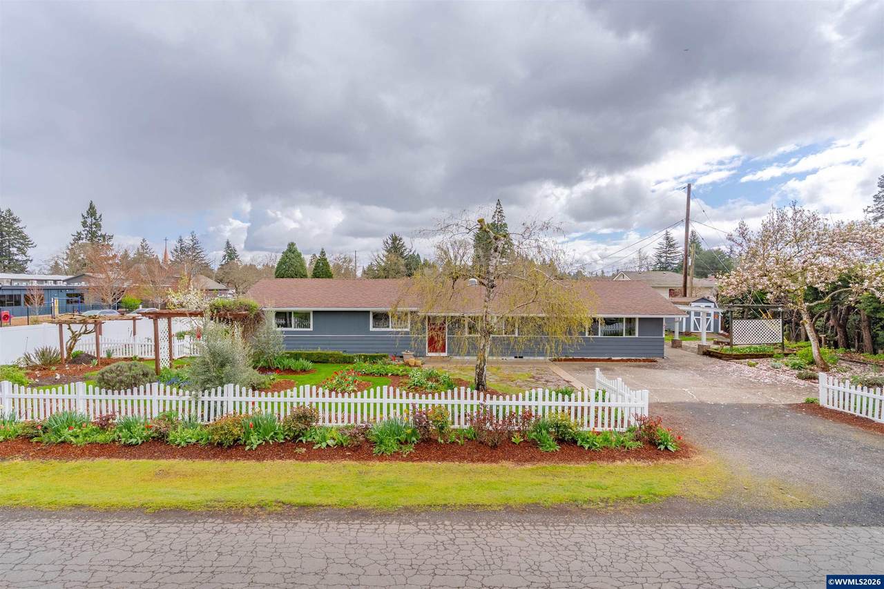 4280 Pullman Av - Photo 1