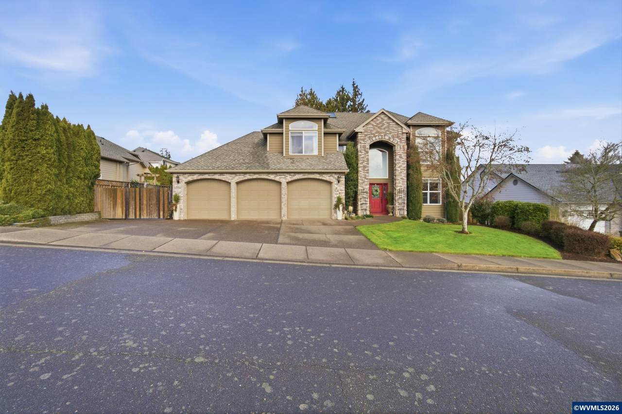 1655 Diamond Peak Ct - Photo 1