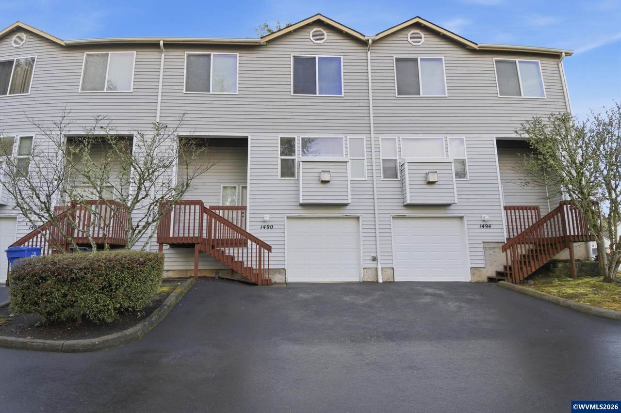 1490 Madelyn Av - Photo 1