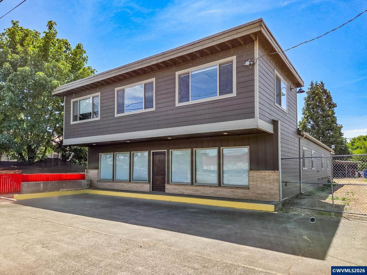 3640 Santiam - Photo 1