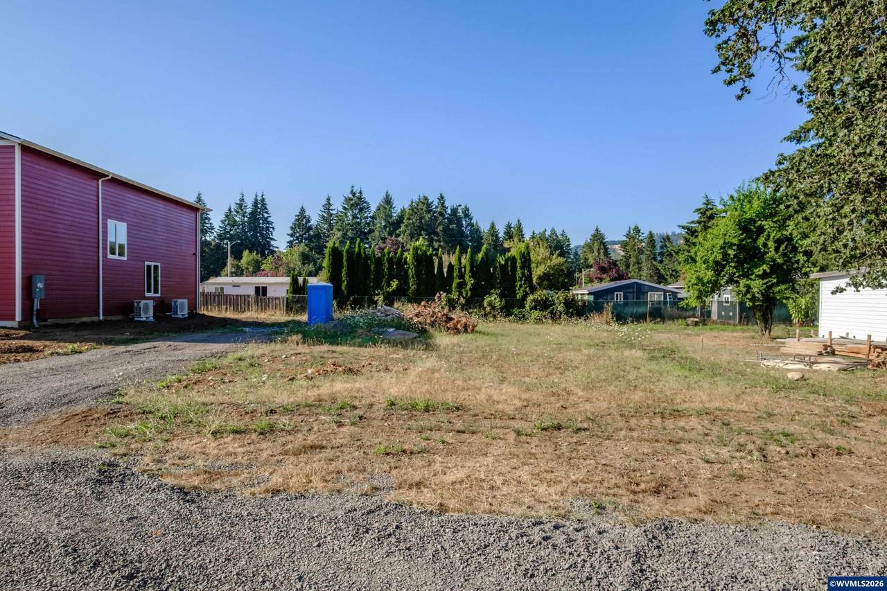 4128 Main - Photo 1