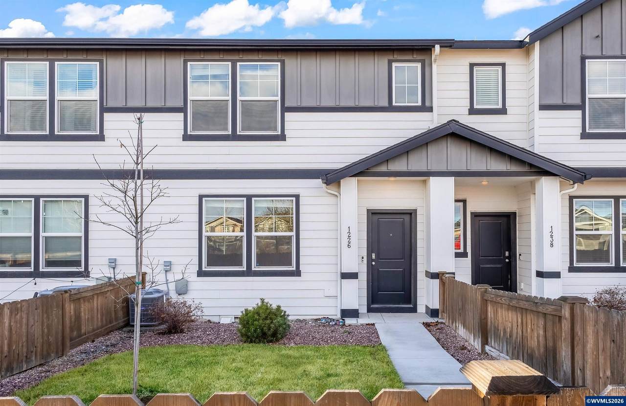 1226 Upas Pl - Photo 1