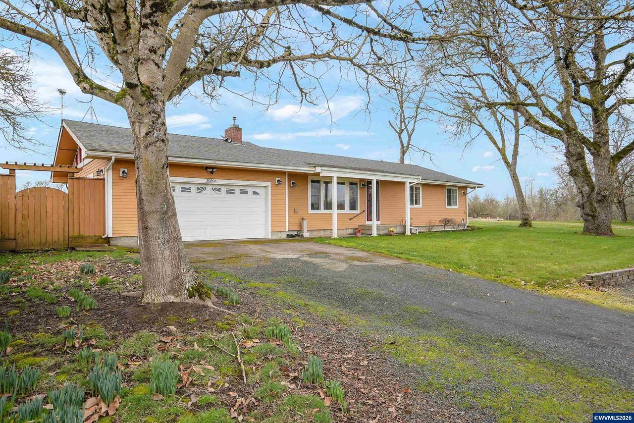 30596 Horseshoe Dr - Photo 1