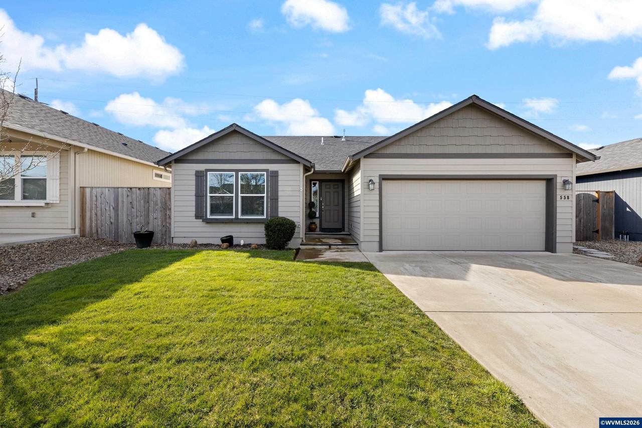 558 Casting St - Photo 1