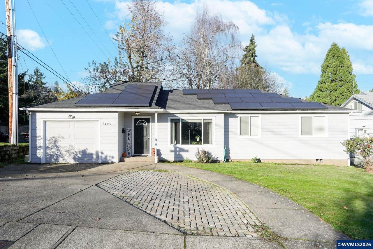 1425 Marshall Dr - Photo 1