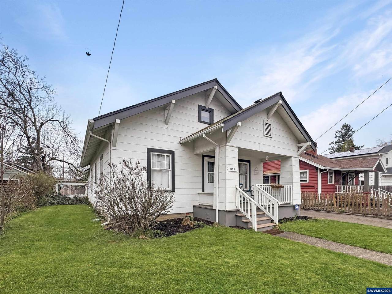 355 24th St - Photo 1