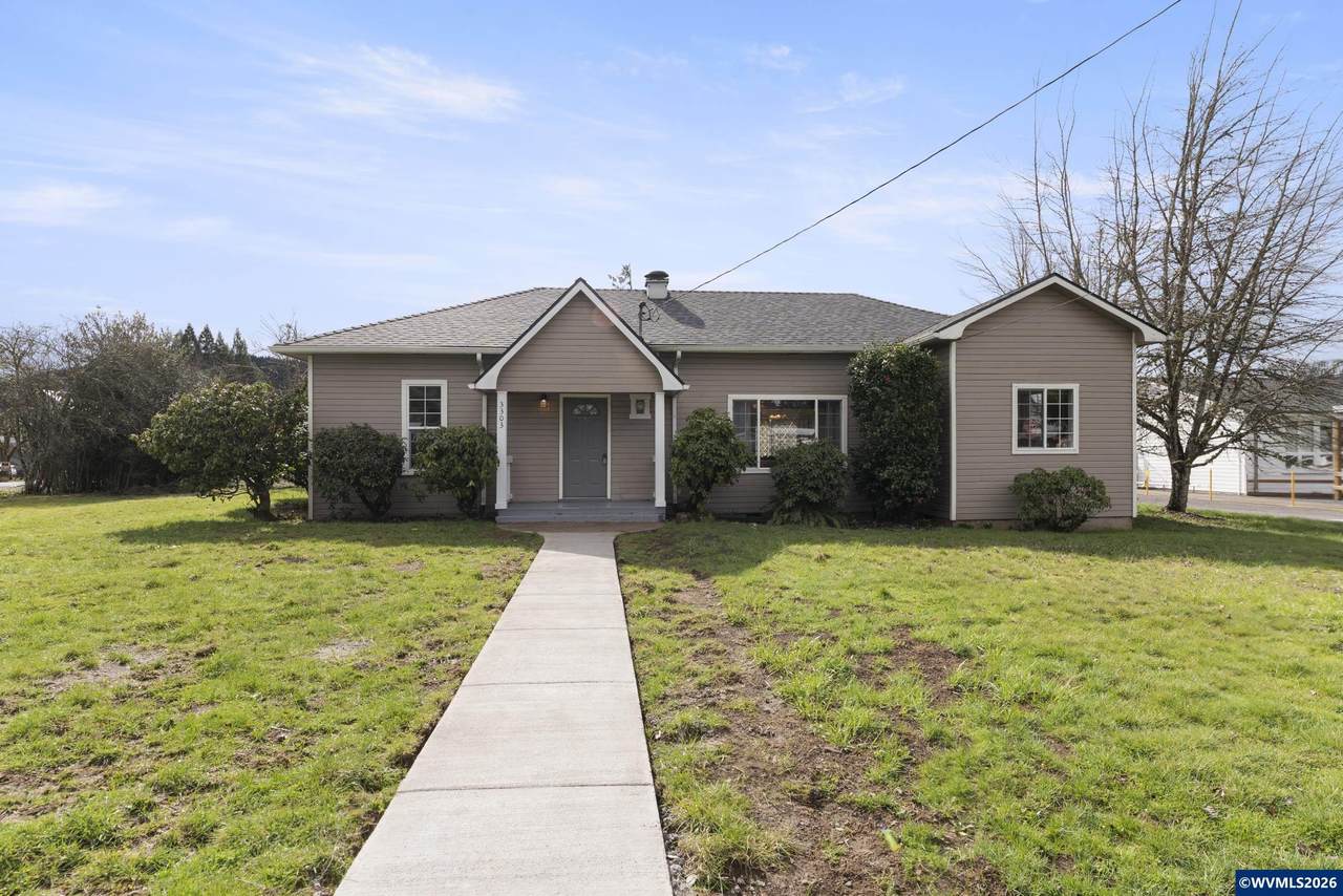 3303 Long St - Photo 1