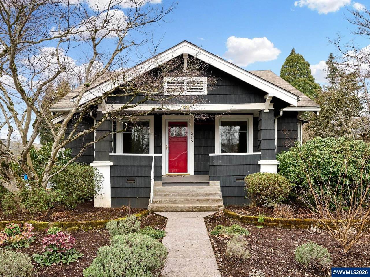 216 James St - Photo 1