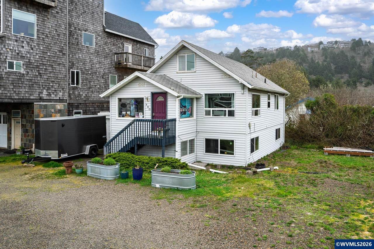 460 Highway 101 - Photo 1