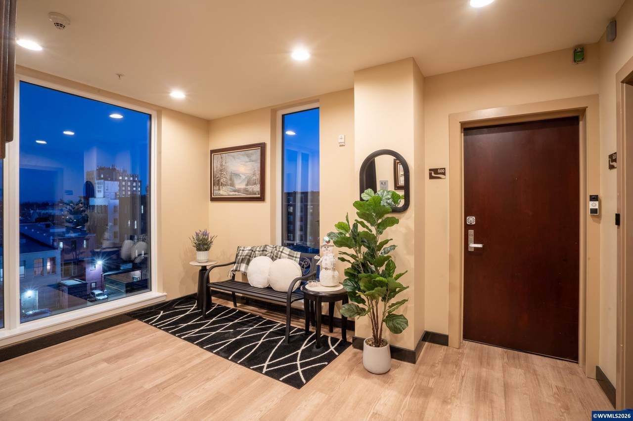 156 Front #600 St - Photo 1