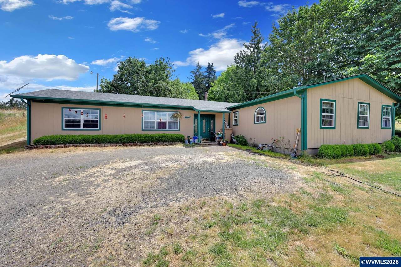 26257 Old Holley Rd - Photo 1