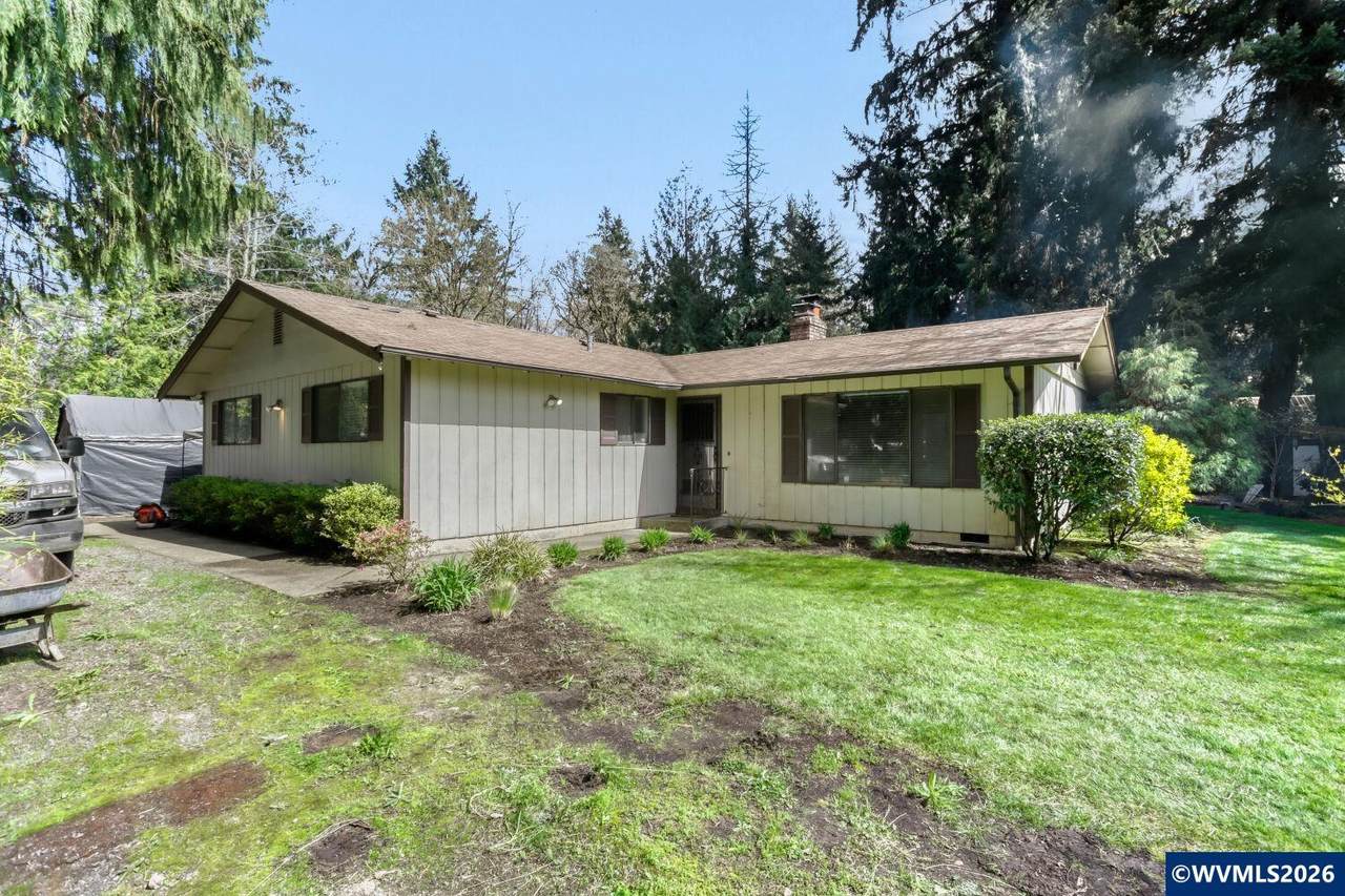 6895 Gurney Ln - Photo 1