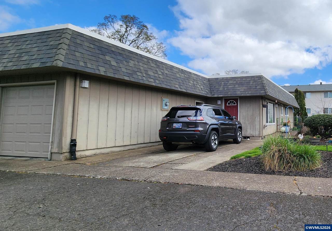 3584 Chiefs Ct - Photo 1