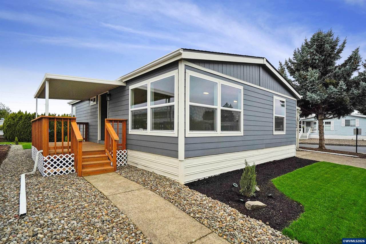2768 Oakland - Photo 1