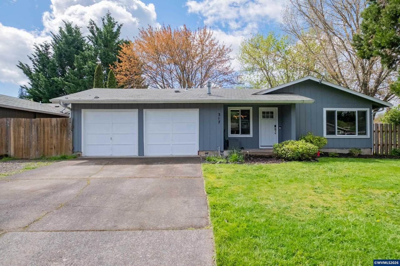 317 Vincent St - Photo 1
