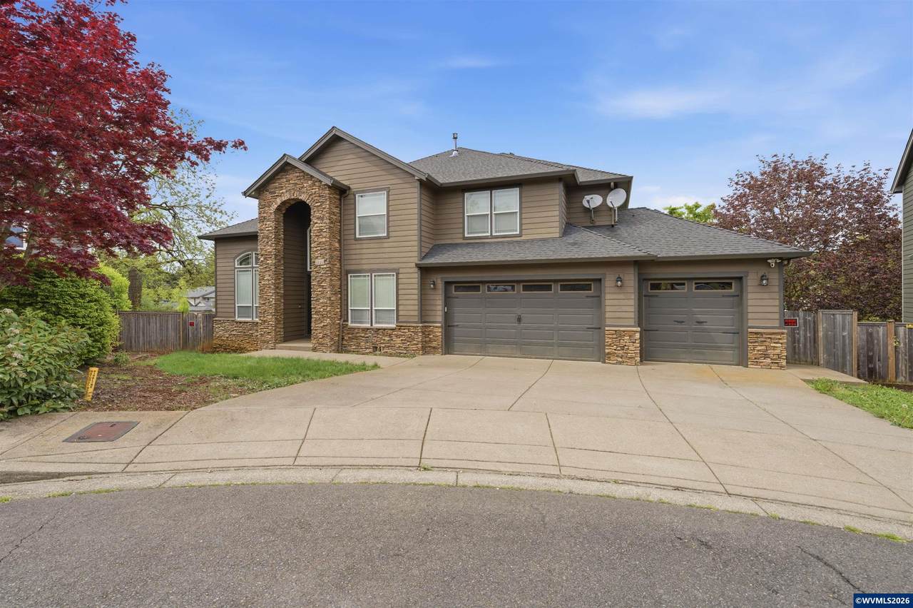 2021 Pikes Pass Ct - Photo 1