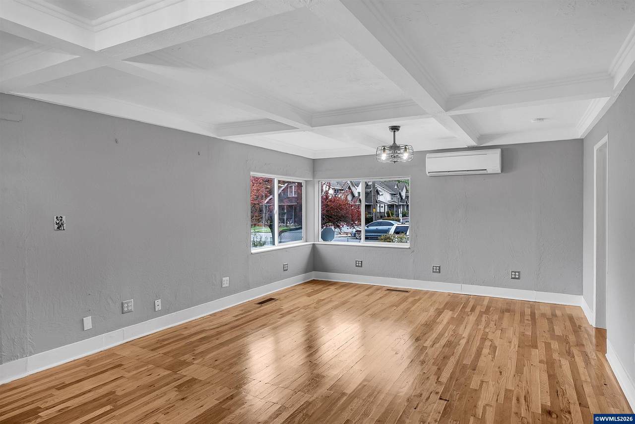 373 Church St - Photo 1