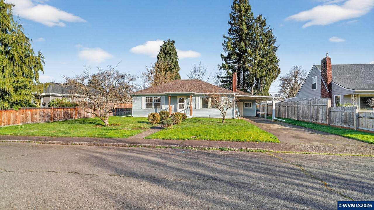 651 Wayne Dr - Photo 1
