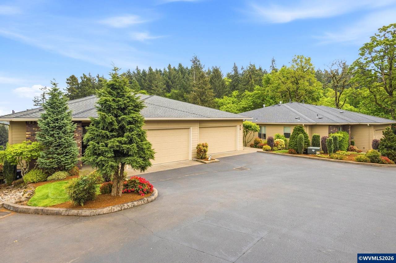 938 Sahalee Ct - Photo 1
