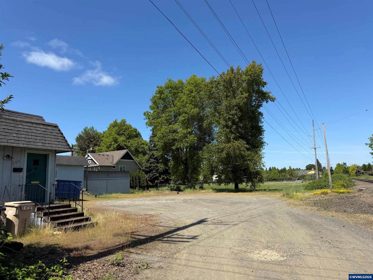 540 6th St - Photo 1