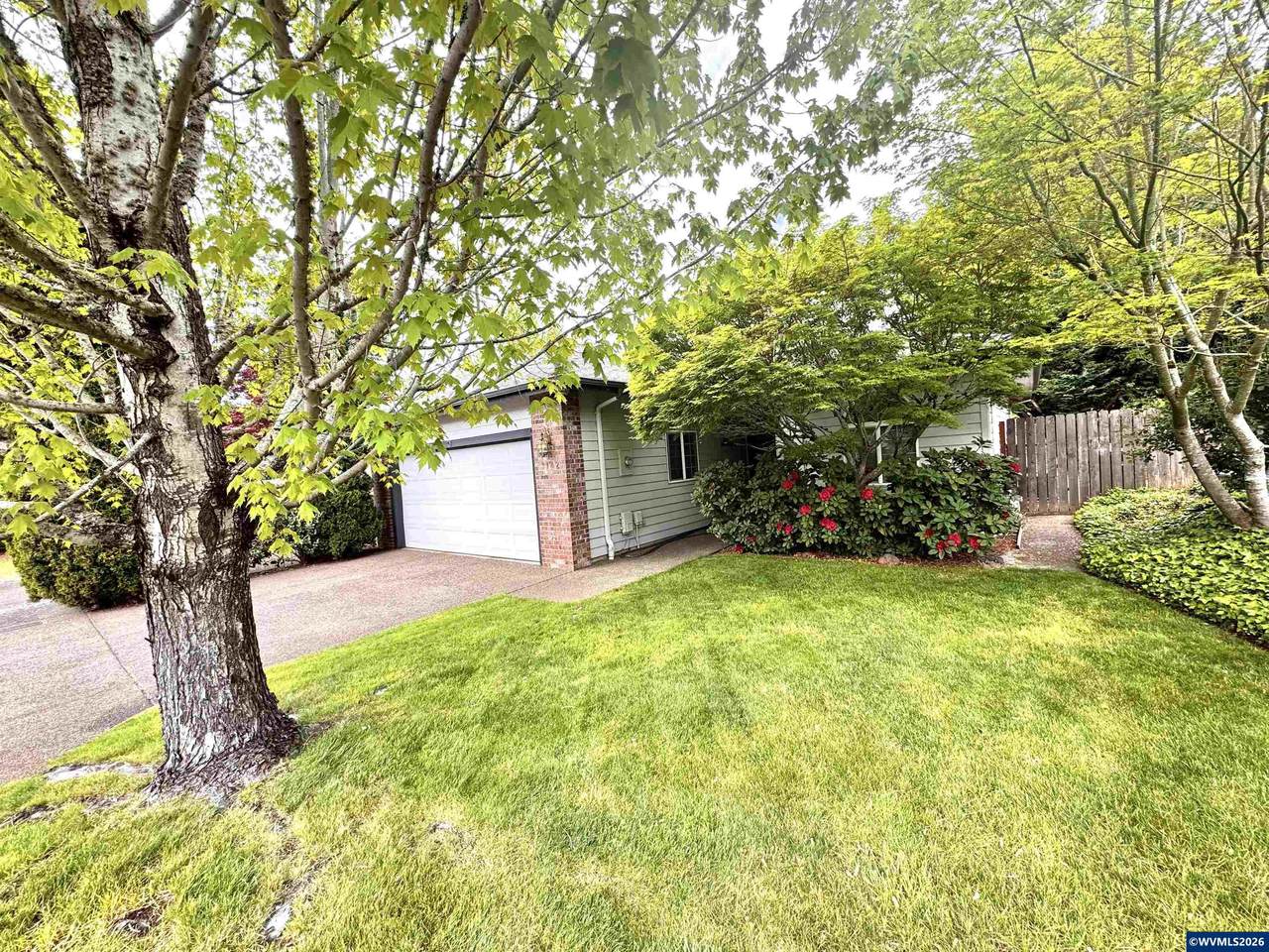 3142 La Costa Lp - Photo 1