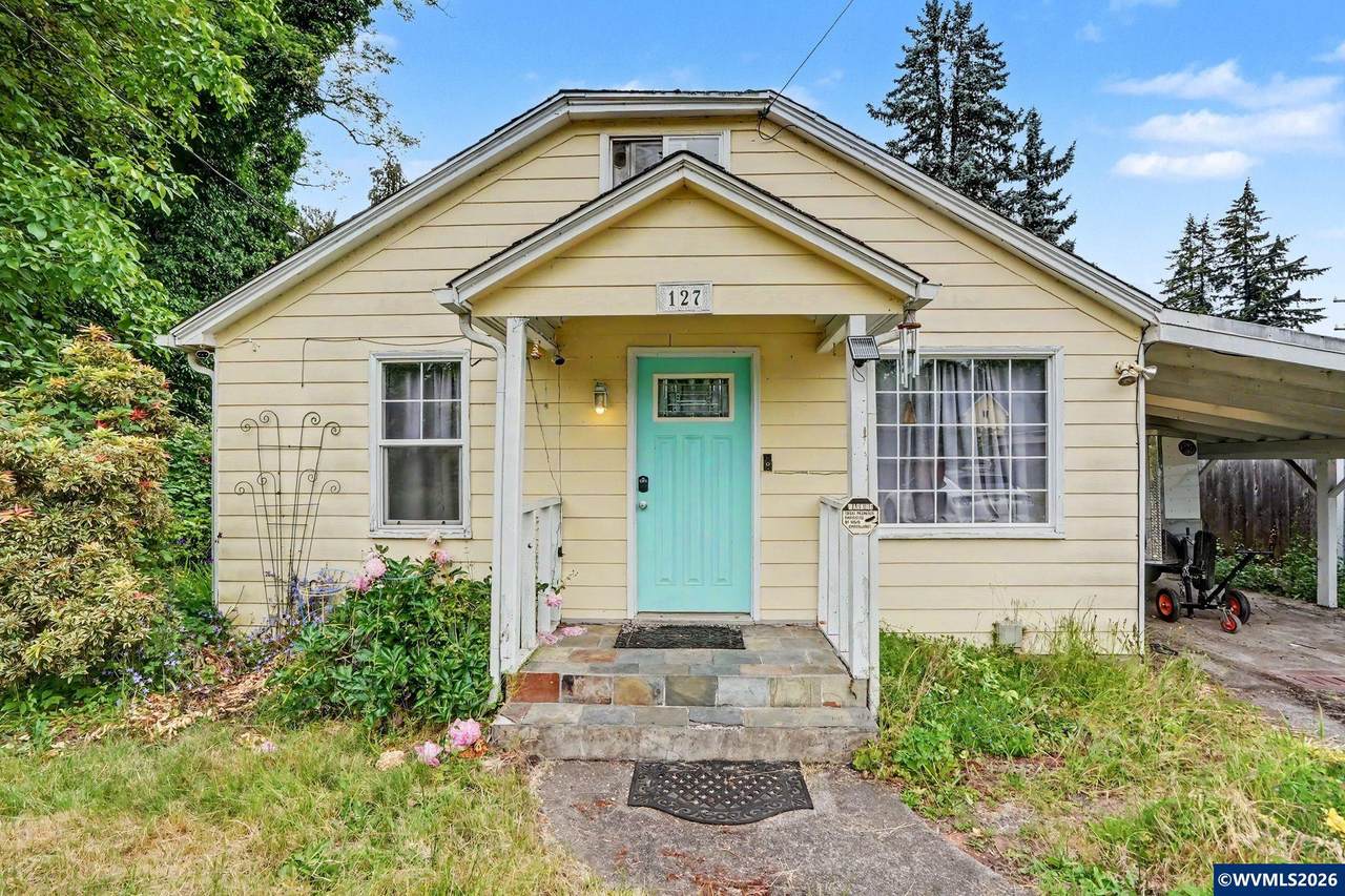 127 13th St - Photo 1