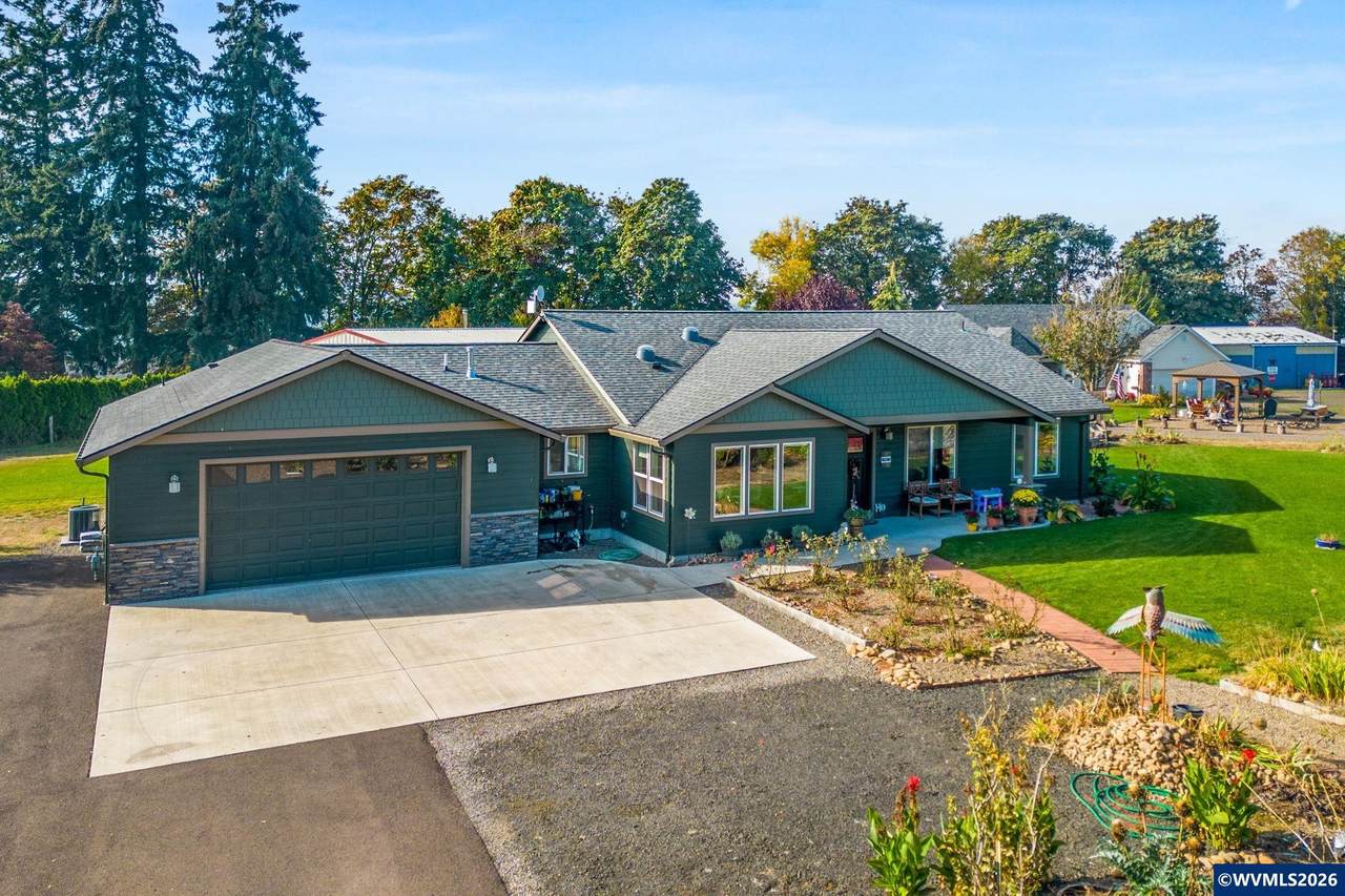 1894 Talbot Rd - Photo 1