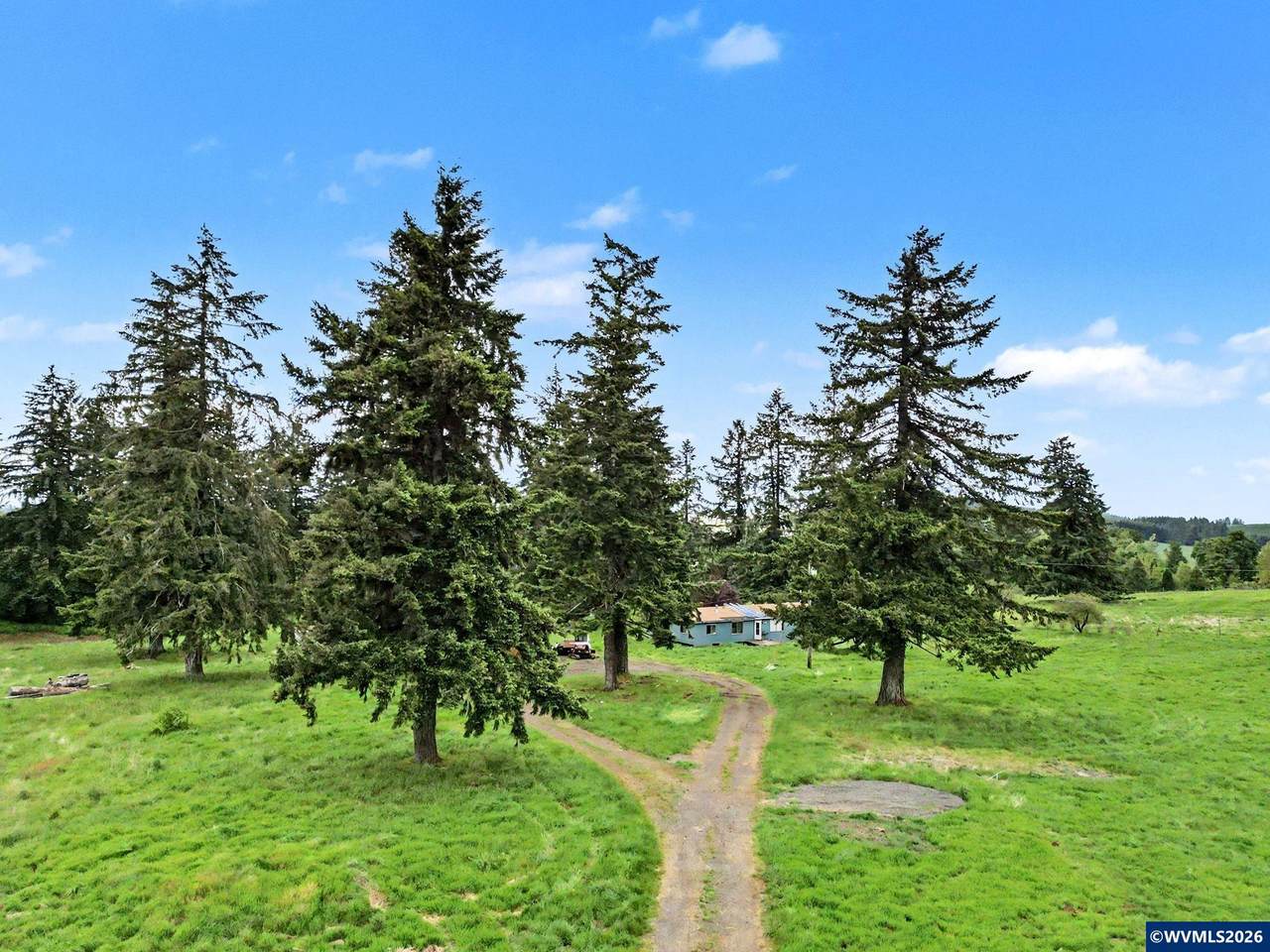 https://bt-photos.global.ssl.fastly.net/salem/1280_boomver_1_841127-2.jpg