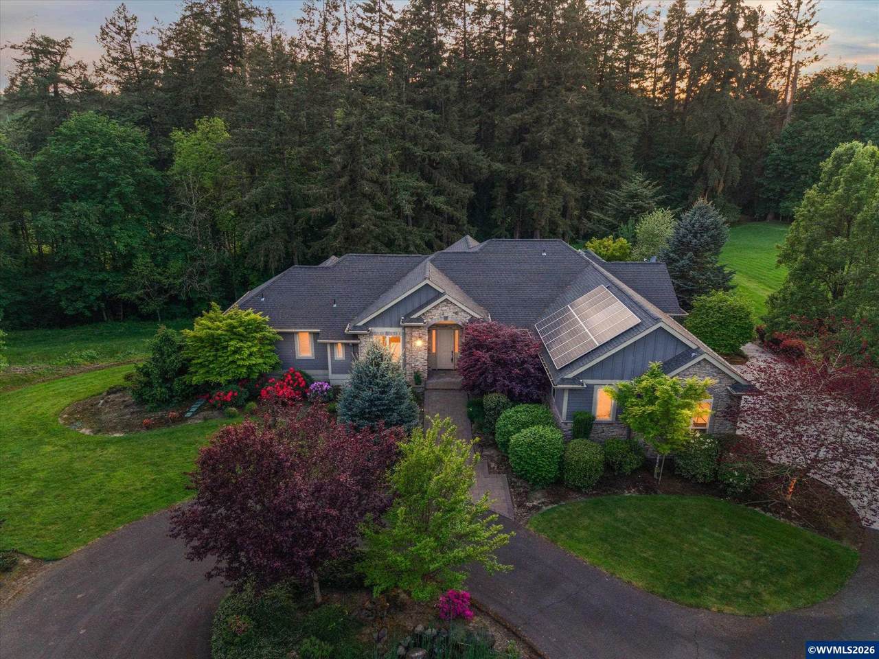 9145 Wallace Rd - Photo 1