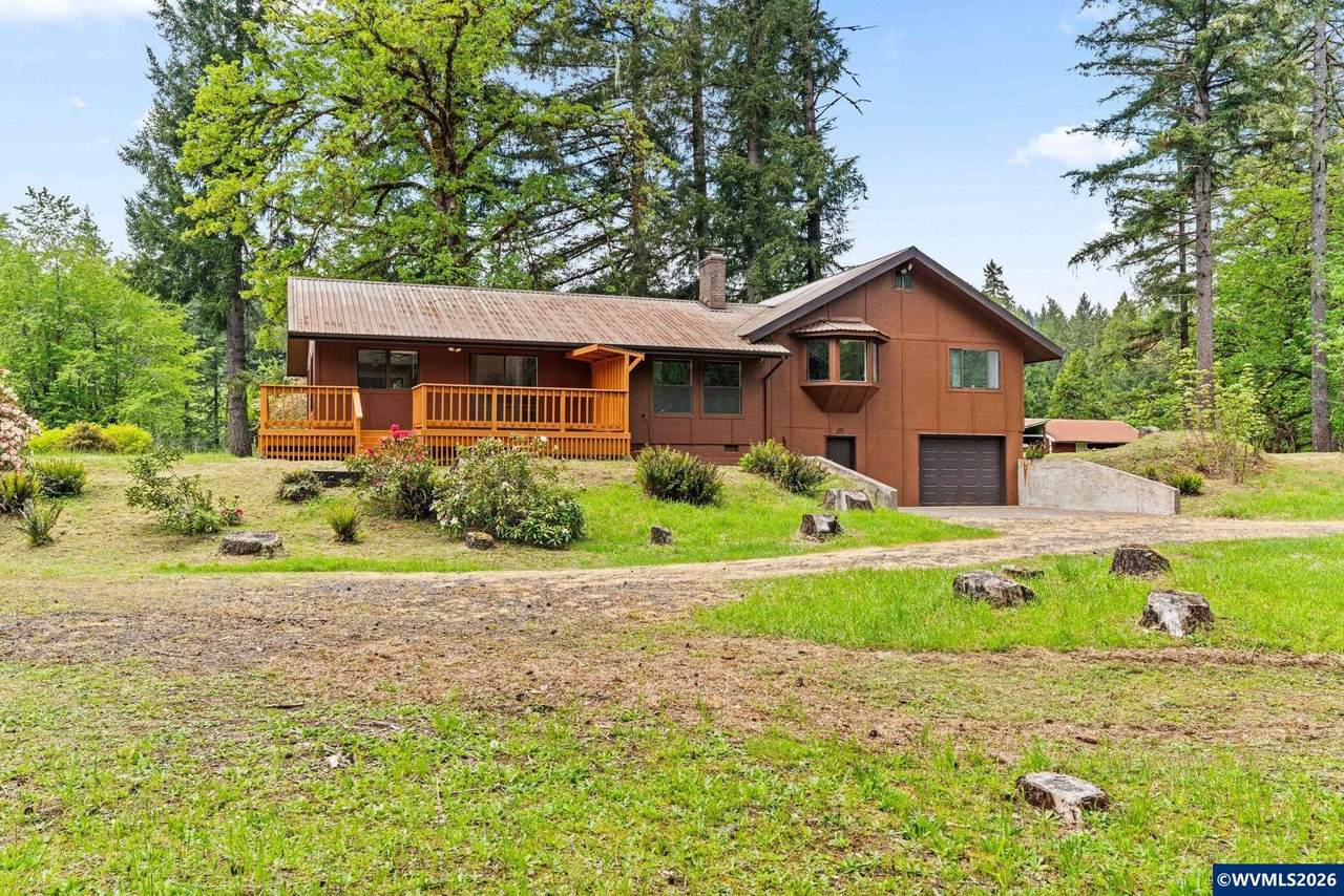 93933 Marcola Rd - Photo 1