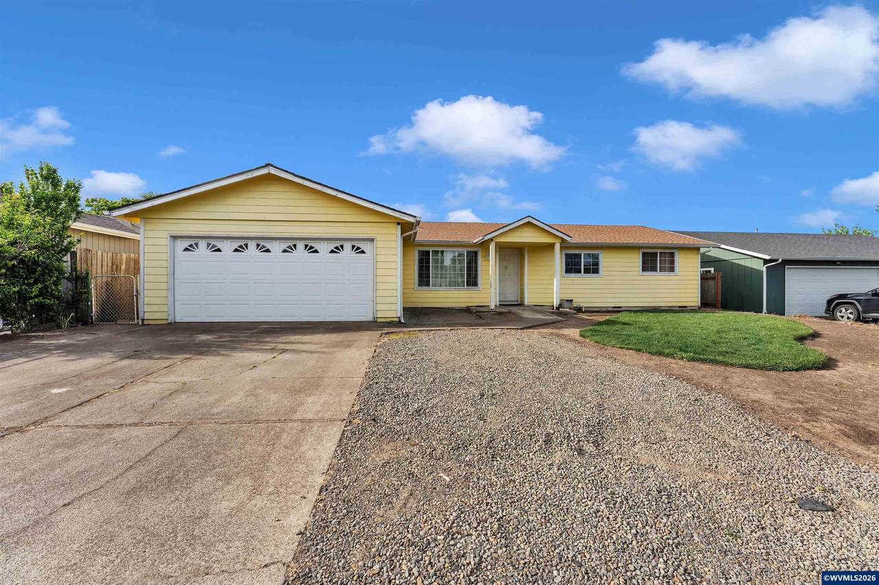 435 Buckboard Ct - Photo 1