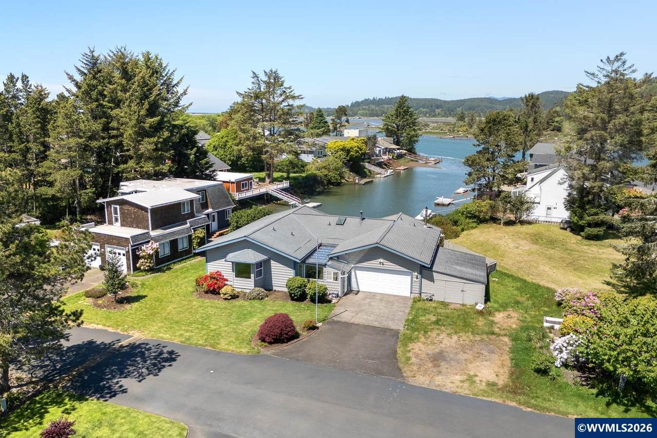 9215 Trout Pl - Photo 1