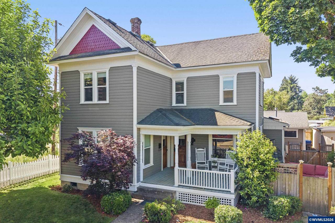 1550 East Av - Photo 1