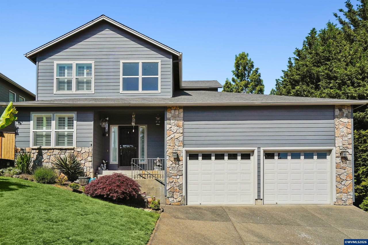 973 Eisenhower Dr - Photo 1