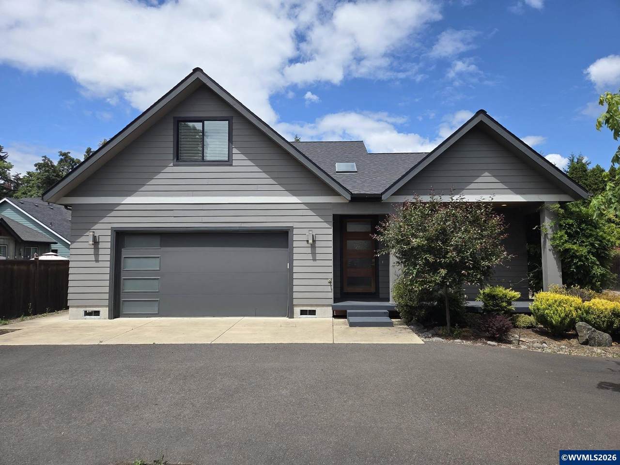 3352 Zane Ln - Photo 1