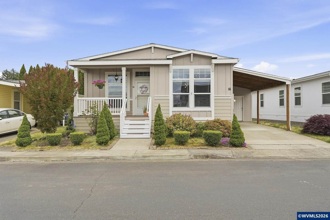 1000 Mckern - Photo 1