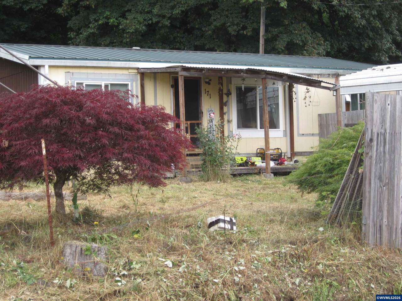 171 Alder St - Photo 1