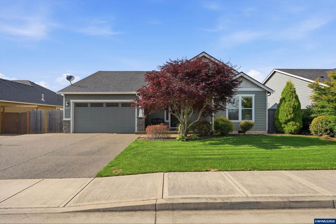 655 Appaloosa St - Photo 1