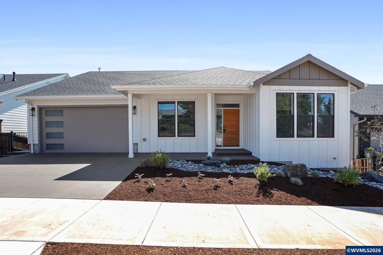 134 Rainier Dr - Photo 1