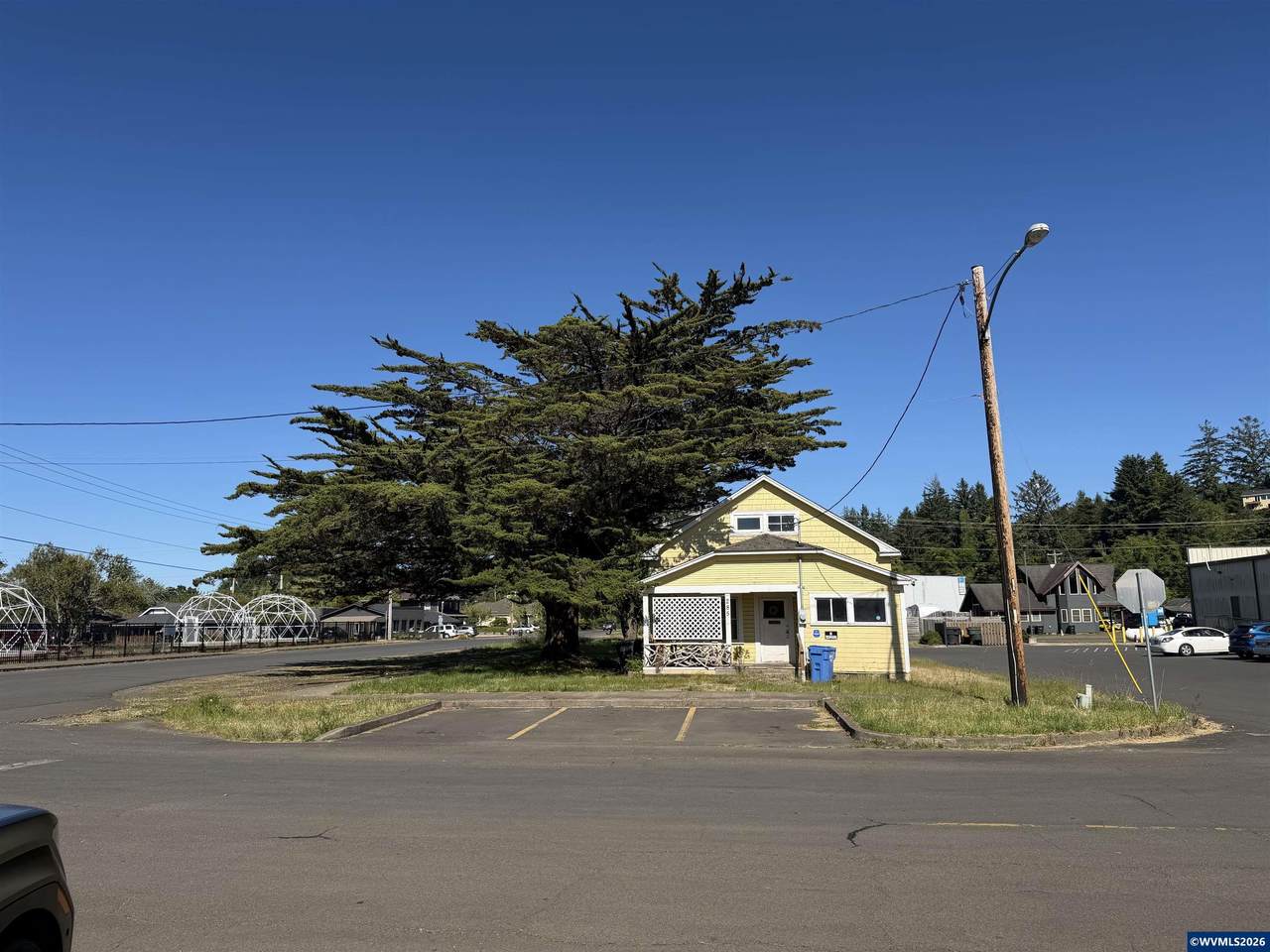 285 John St - Photo 1