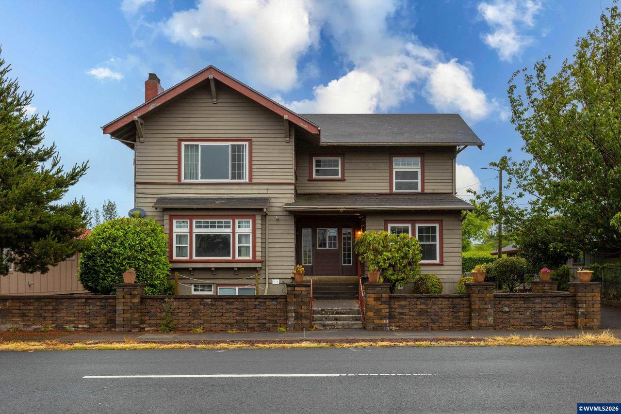 2306 3rd - Photo 1