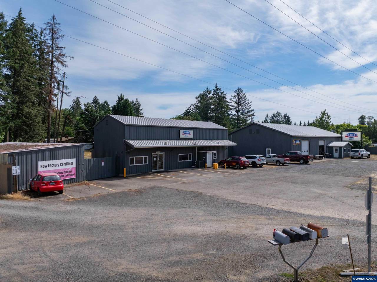5597 Santiam - Photo 1